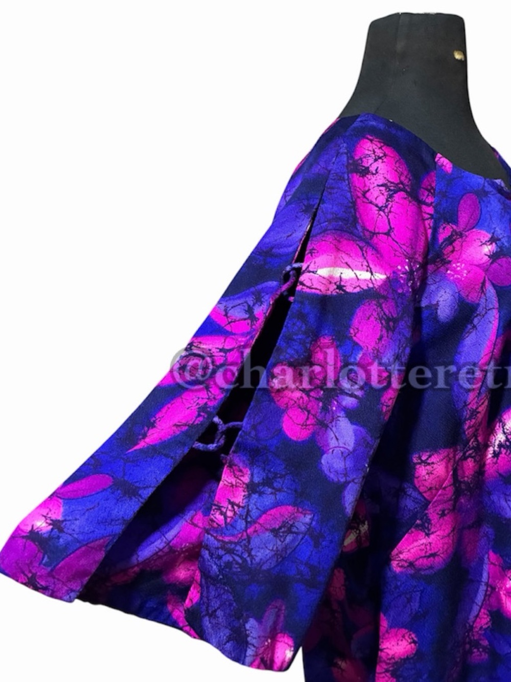 60s vtg Hilo Hattie Floral Maxi w Split Flutter Sleeves - Picture 4 of 11